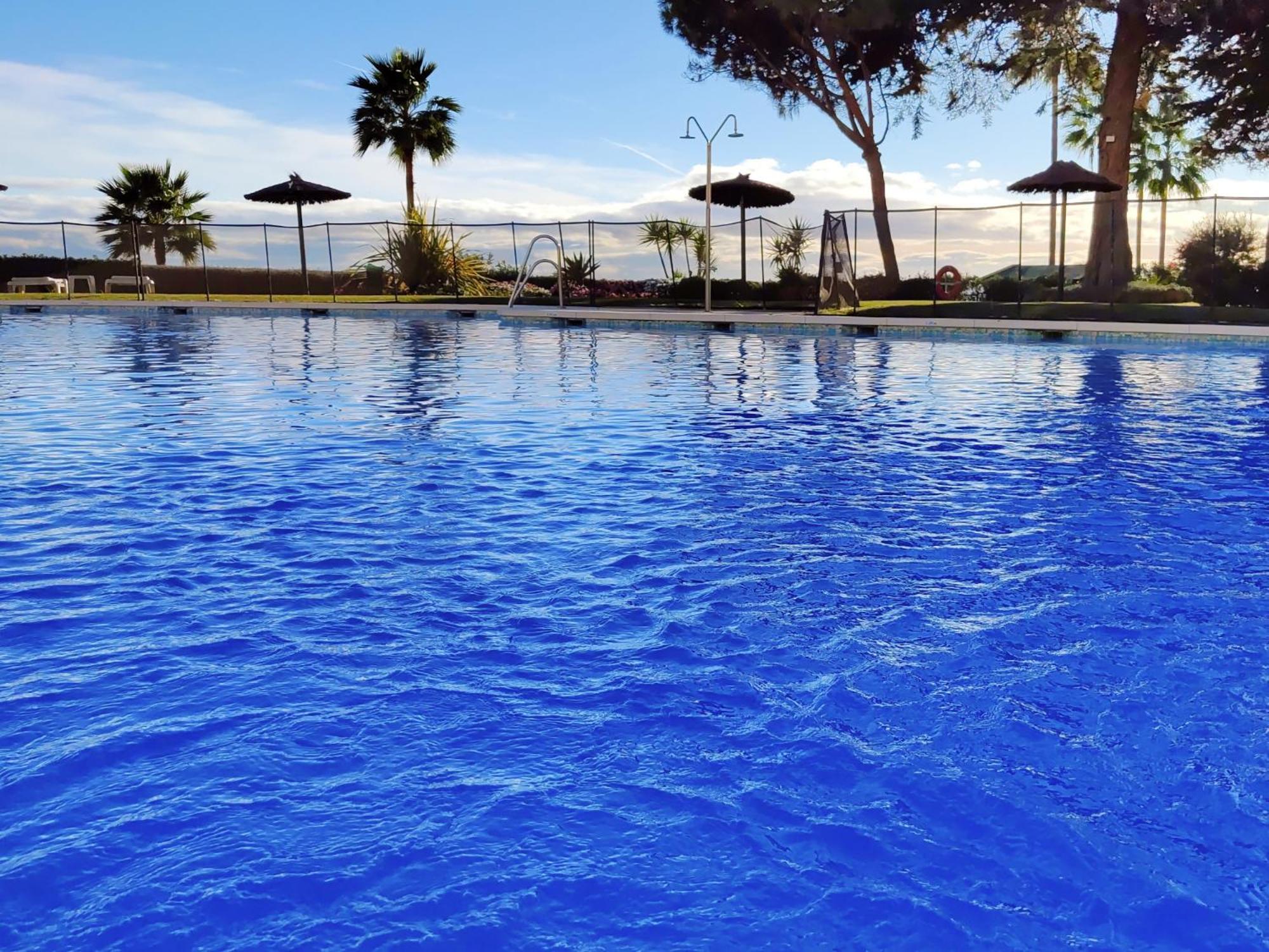 Luxury Frontline Residence Ehhouse Estepona Buitenkant foto